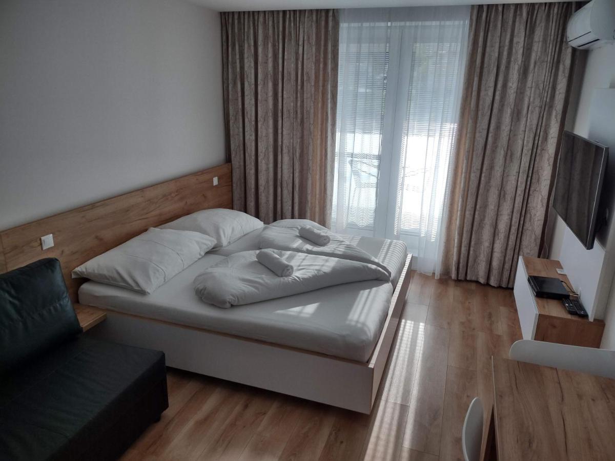 Apartman Kyjev Подгайська Екстер'єр фото